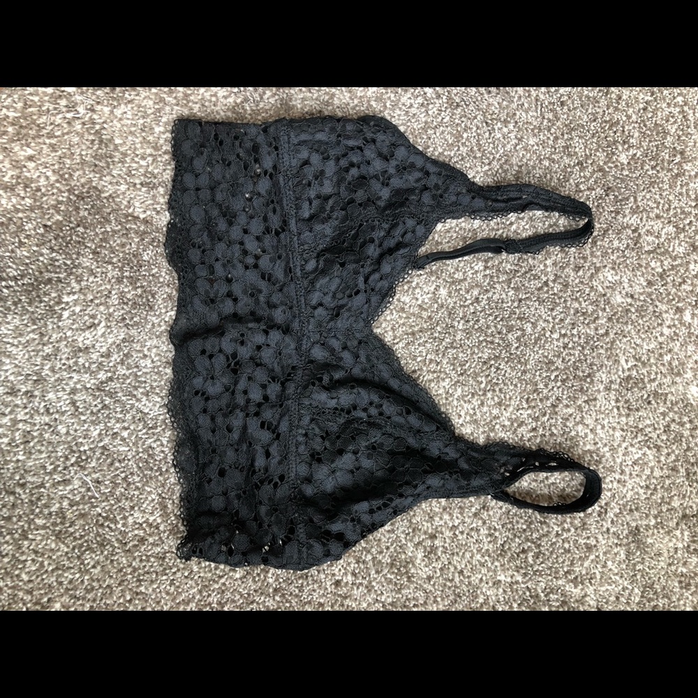 Aerie adjustable strap black bralette.